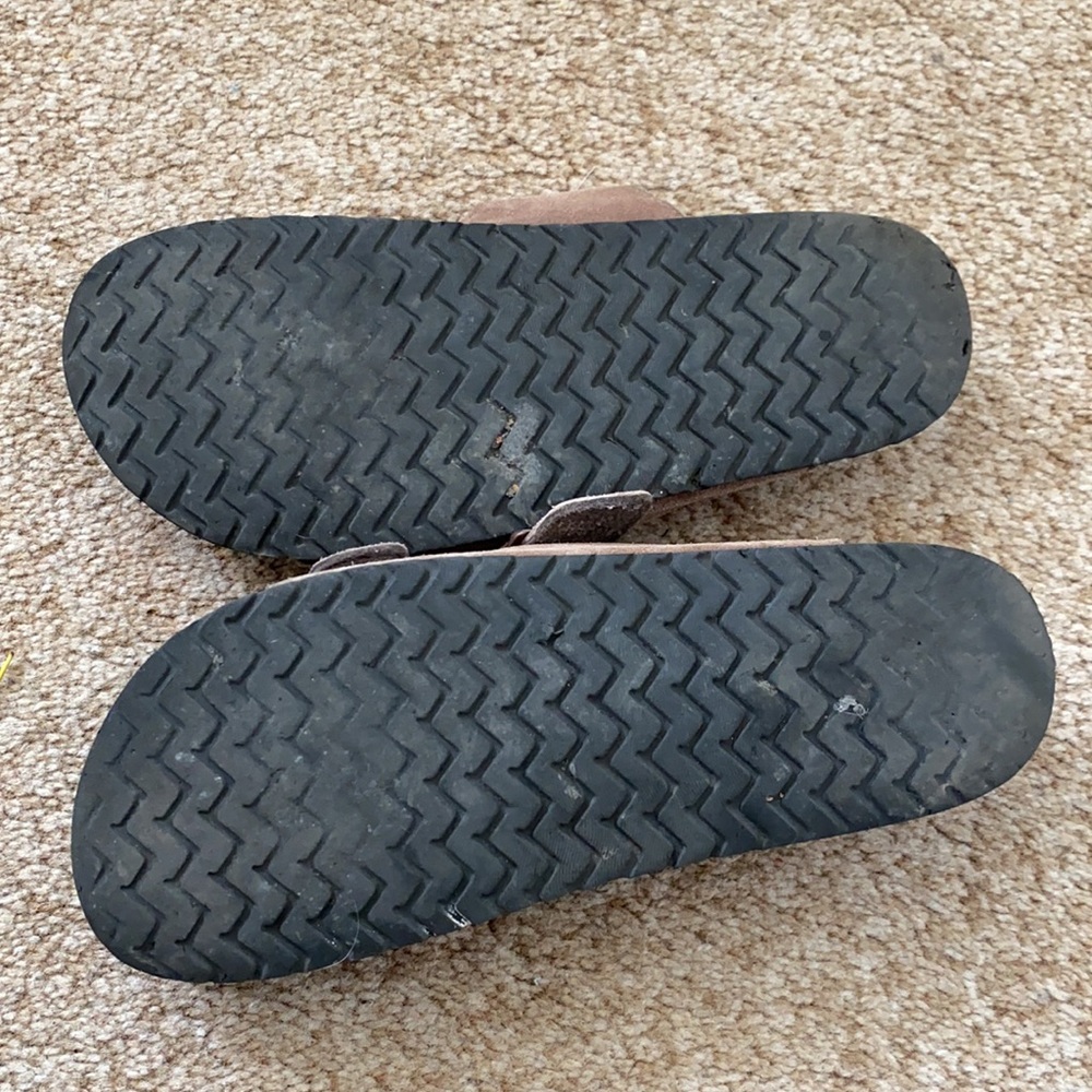 Sandals - Picture 2 of 3
